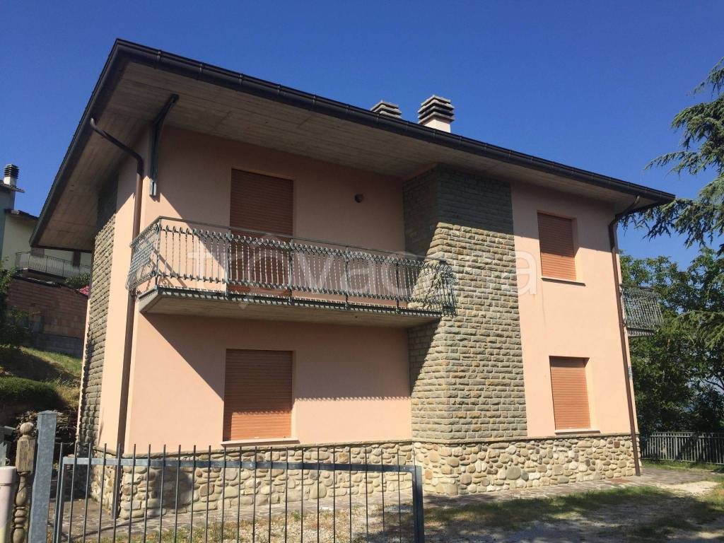 Villa Bifamiliare in in vendita da privato a Sarsina san Martino Tivo, 119