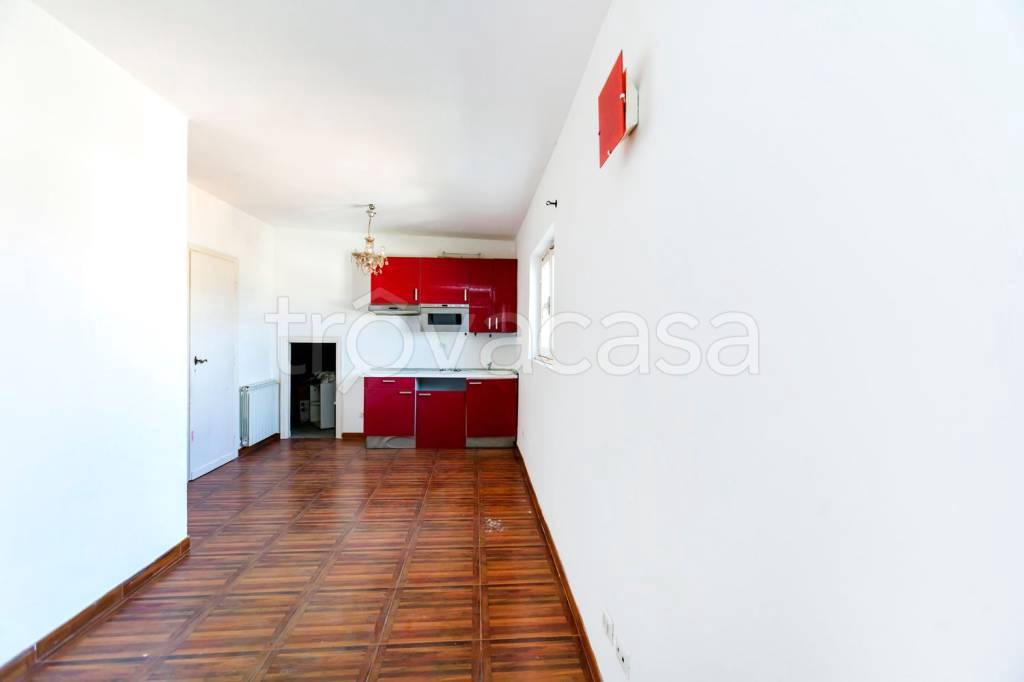 Appartamento in vendita a Roma via Aristide Staderini, 36