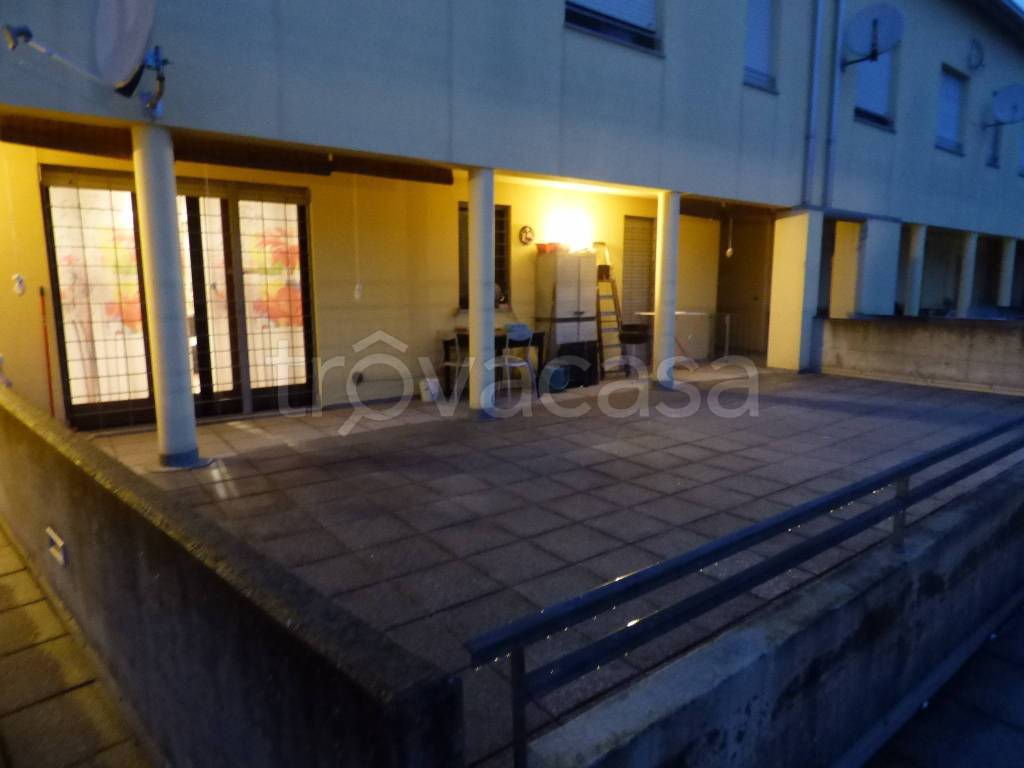 Appartamento in vendita a Castelvetro Piacentino via Pomello