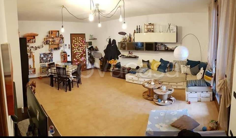 Appartamento in vendita a Pandino via Gradella, 74
