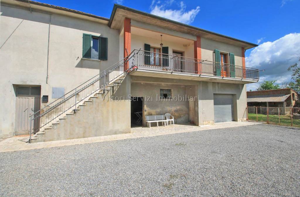 Villa Bifamiliare in vendita a Montepulciano via di fonte al giunco