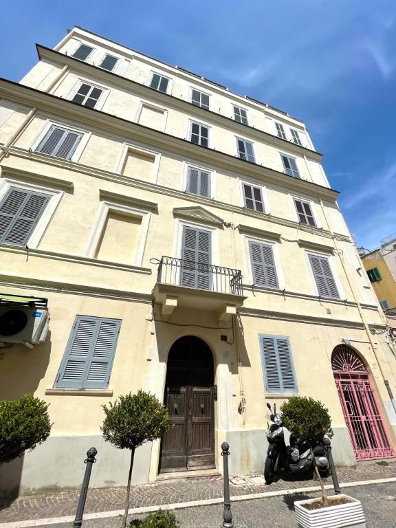 Appartamento in affitto ad Anzio via Agrippina, 6