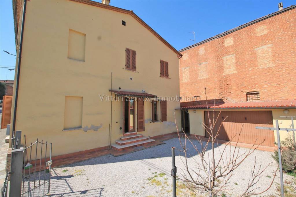 Villa Bifamiliare in vendita a Torrita di Siena via Giuseppe Verdi