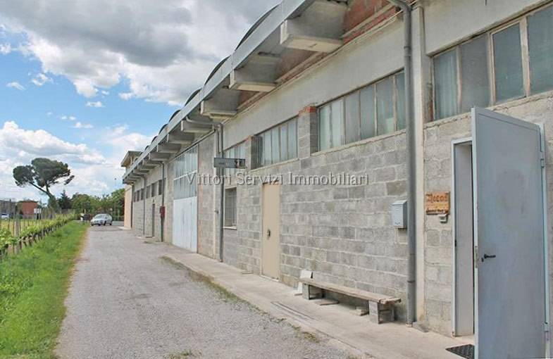 Capannone Industriale in vendita a Torrita di Siena via traversa valdichiana est