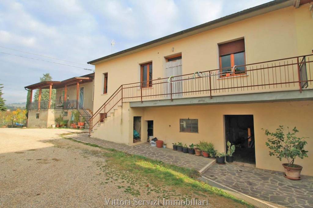 Villa Bifamiliare in vendita a Sinalunga rigaiolo