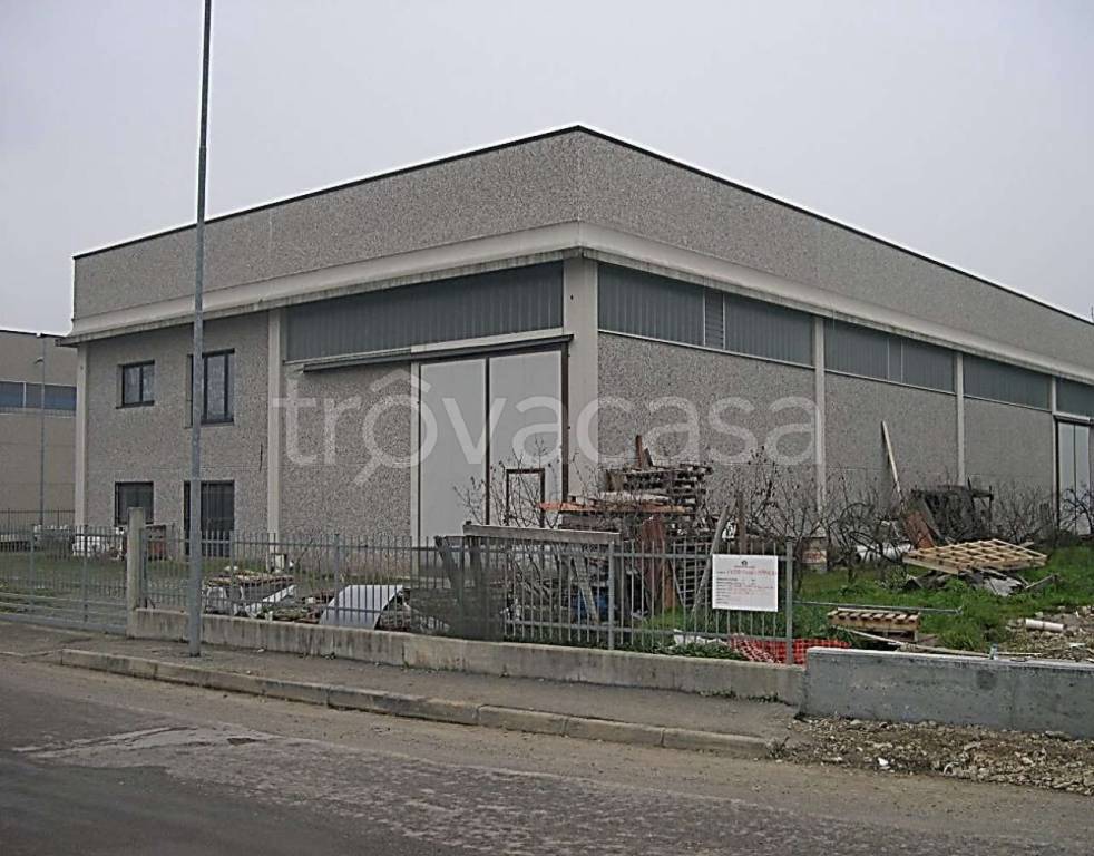 Capannone Industriale in vendita a Novi Ligure via Altiero Spinelli snc