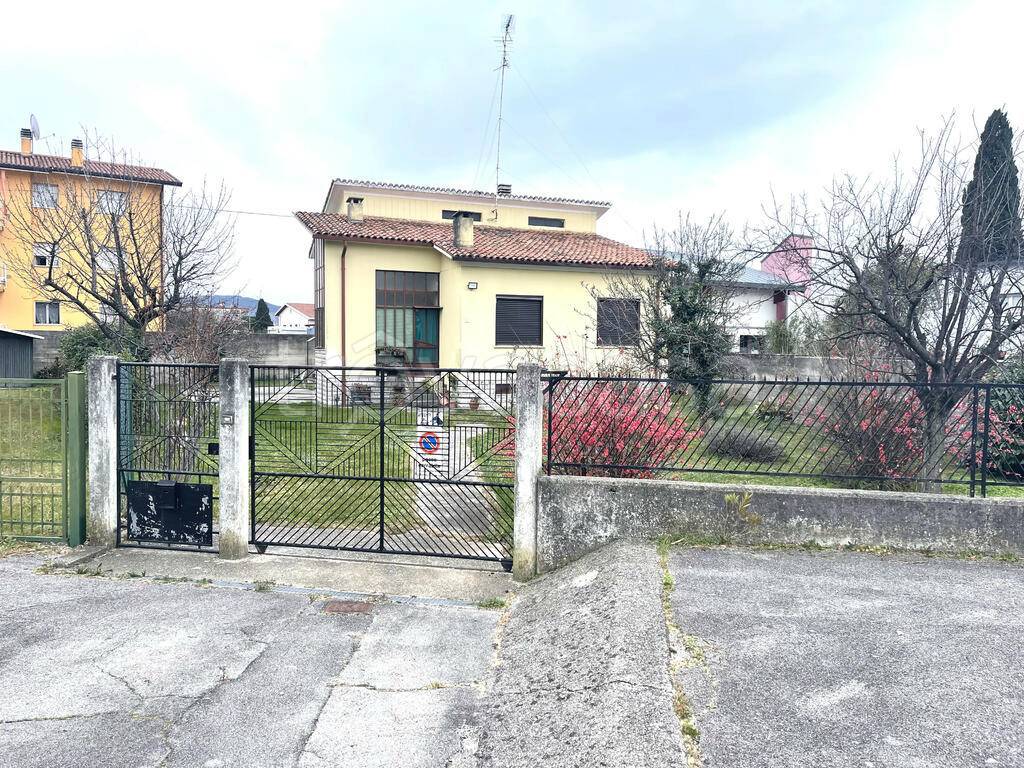 Villa in vendita a Monfalcone