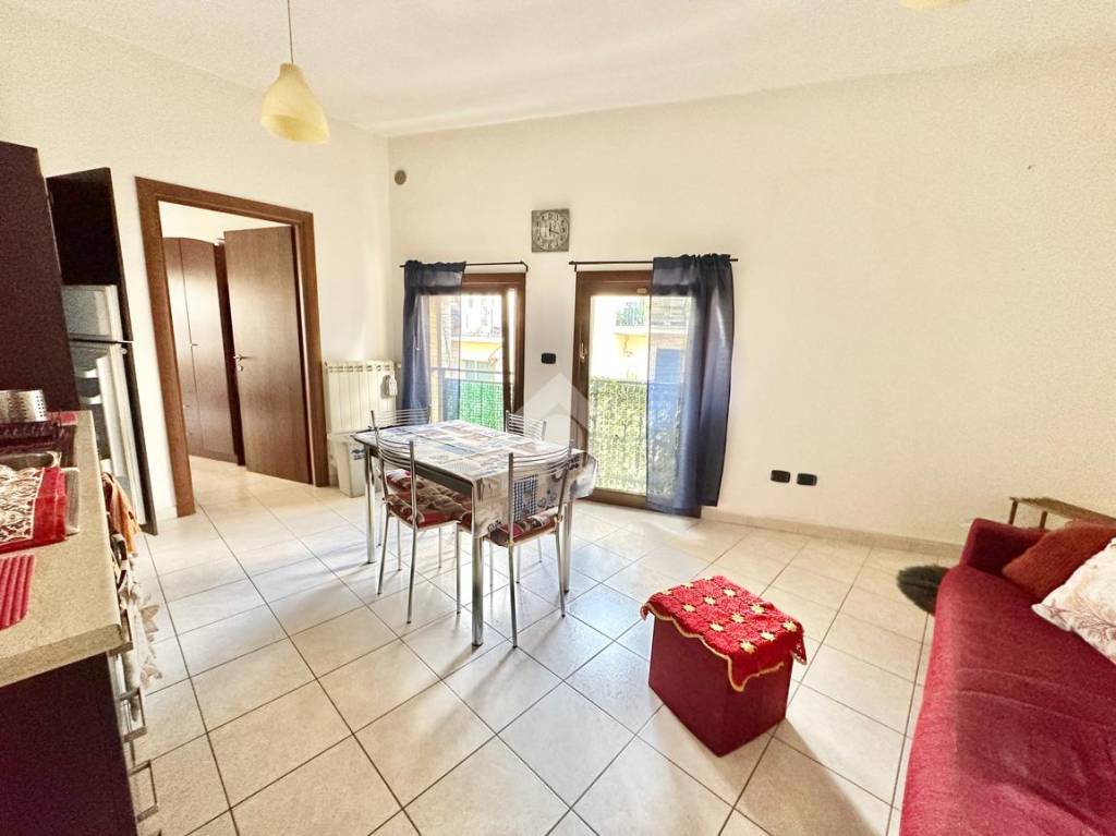 Appartamento in vendita a Viterbo via Adolfo Marini