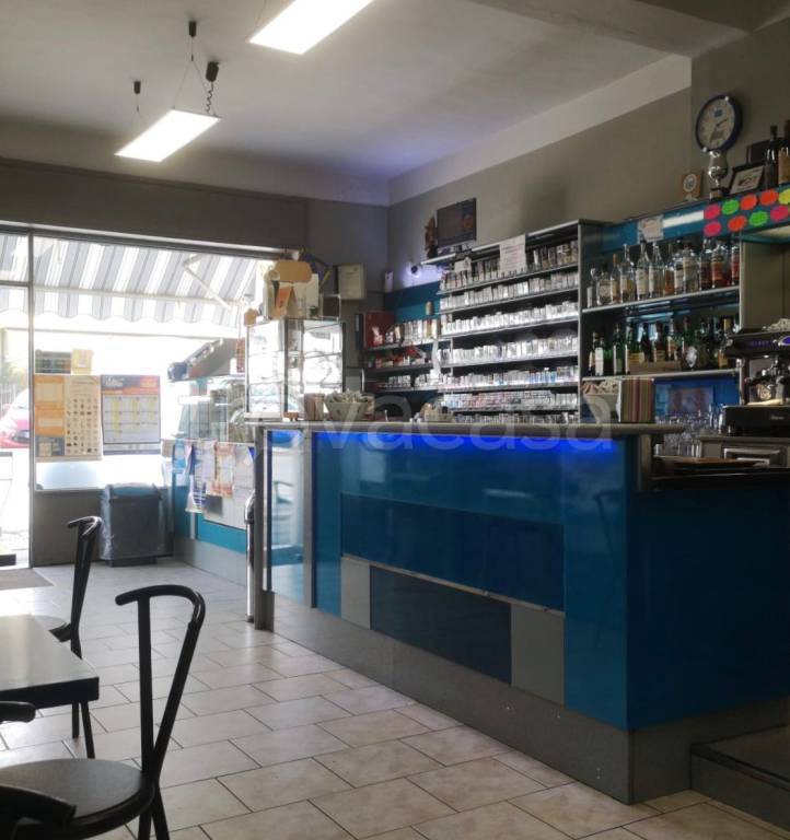 Bar in in vendita da privato a Lodi via Felice Cavallotti, 33