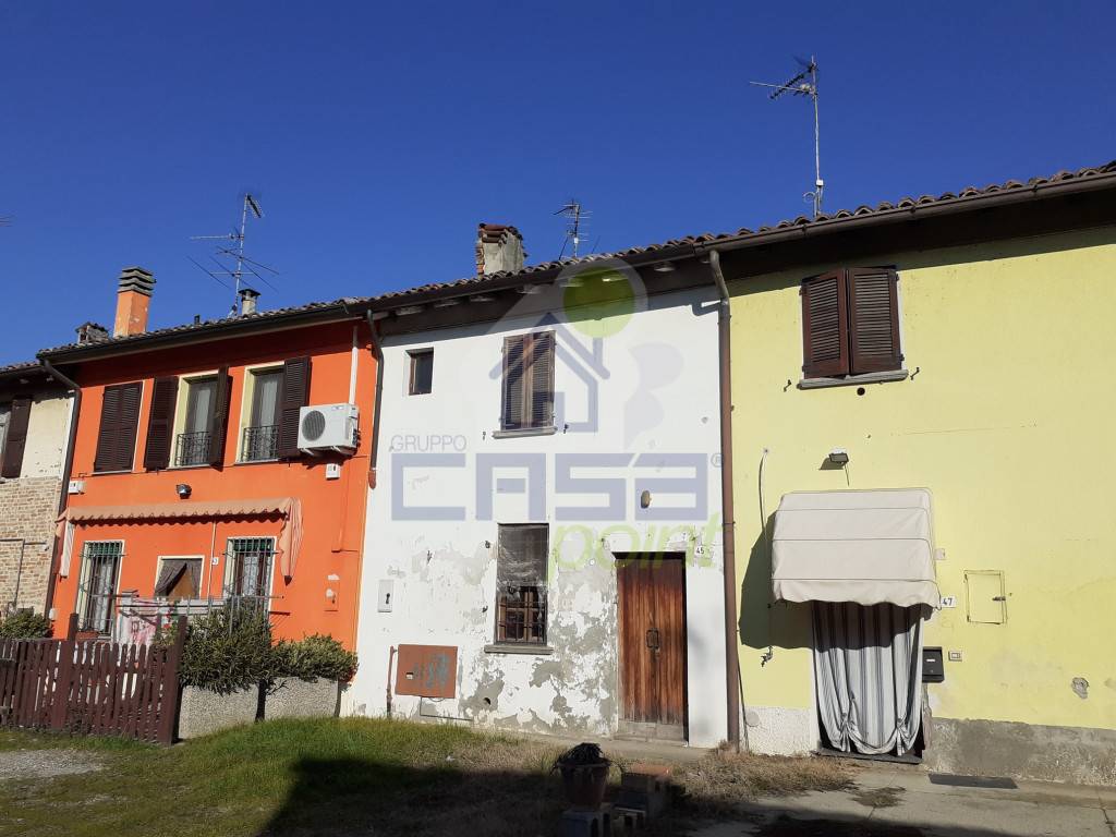 Casa Indipendente in vendita a Cingia de' Botti via Caselle 45