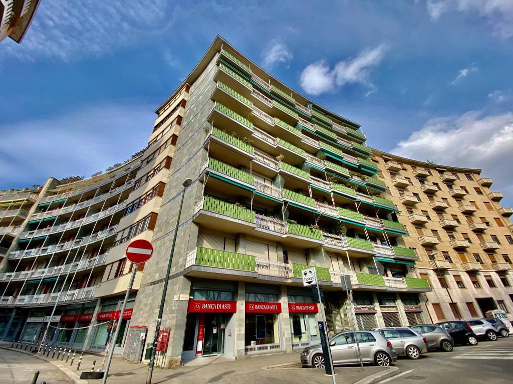 Appartamento in vendita a Torino piazza Adriano, 15