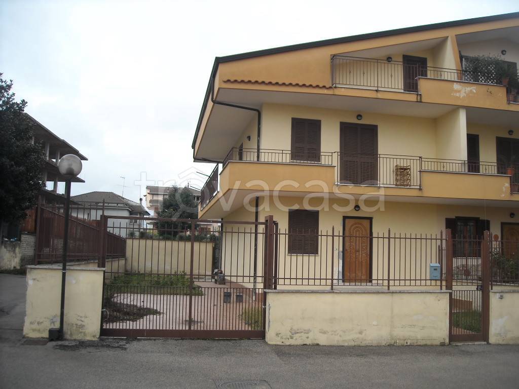 Villa in vendita a Melito di Napoli via Cicerone, 9