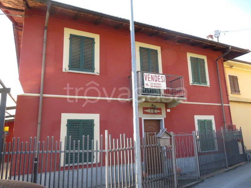 Villa in in vendita da privato a Piasco via Varaire, 3