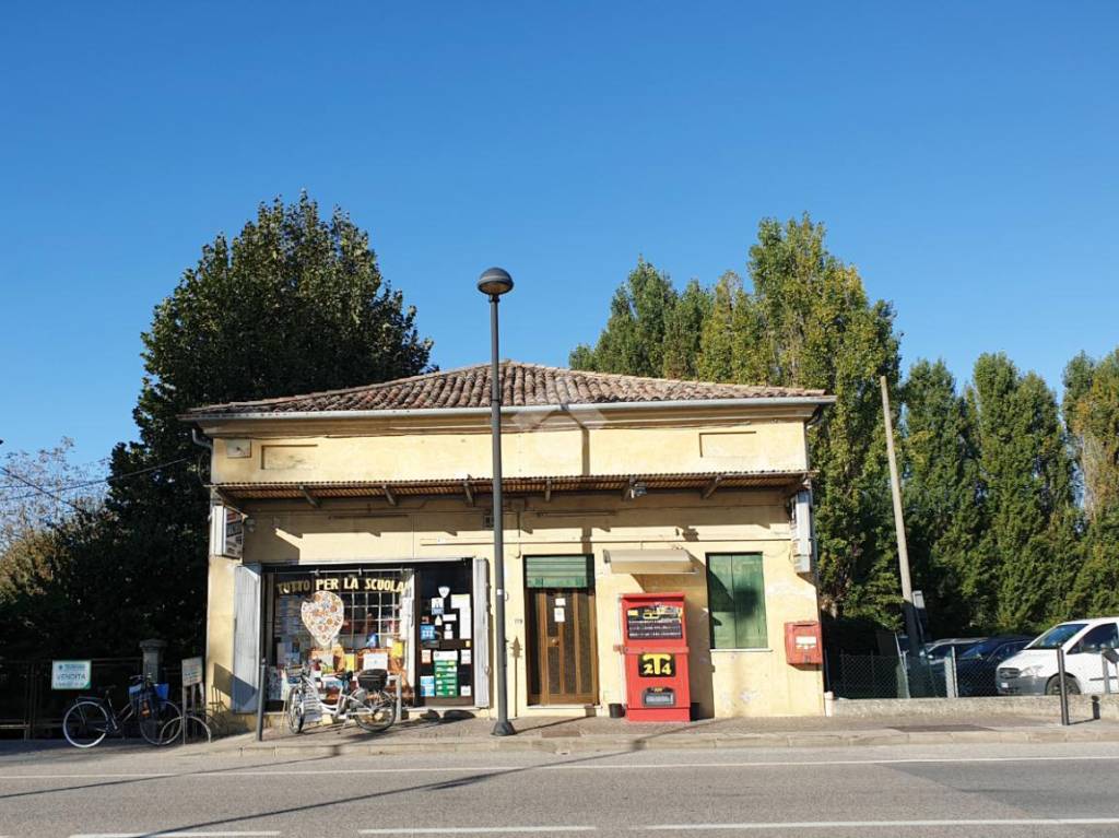 immagine annuncio 1 di 9