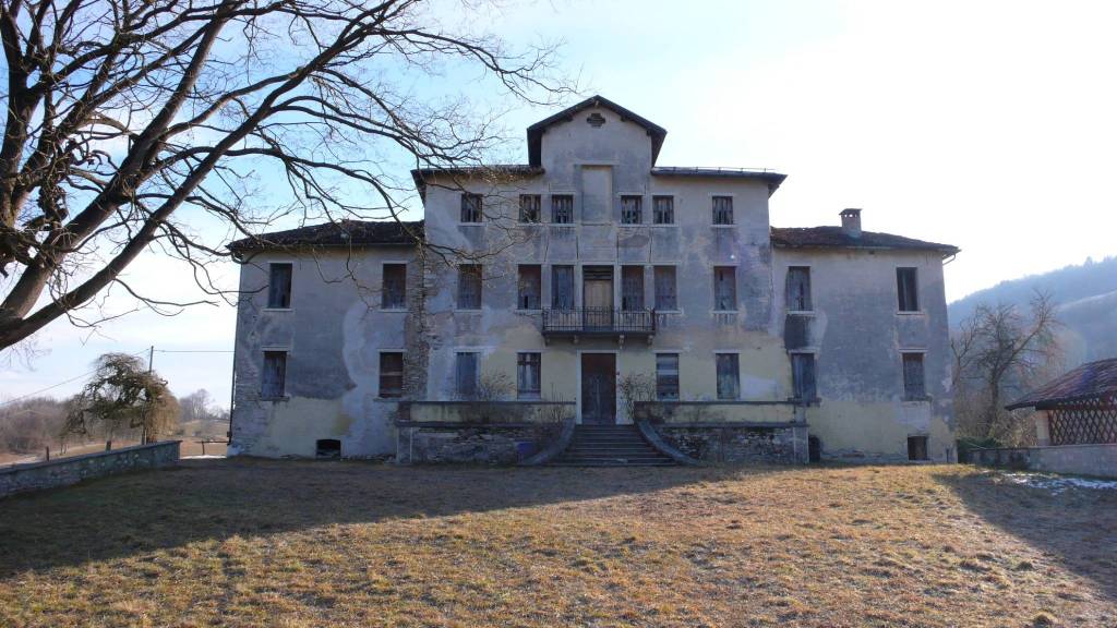 Villa in vendita a Feltre via Telva