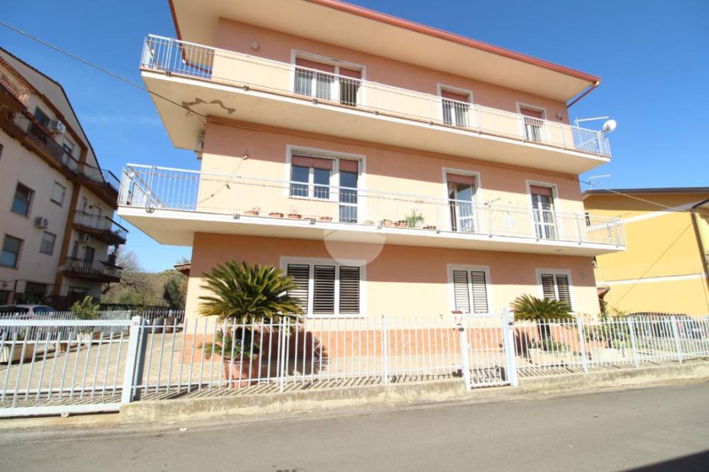 Appartamento in vendita a Montalto Uffugo via Luigi Pirandello, 14