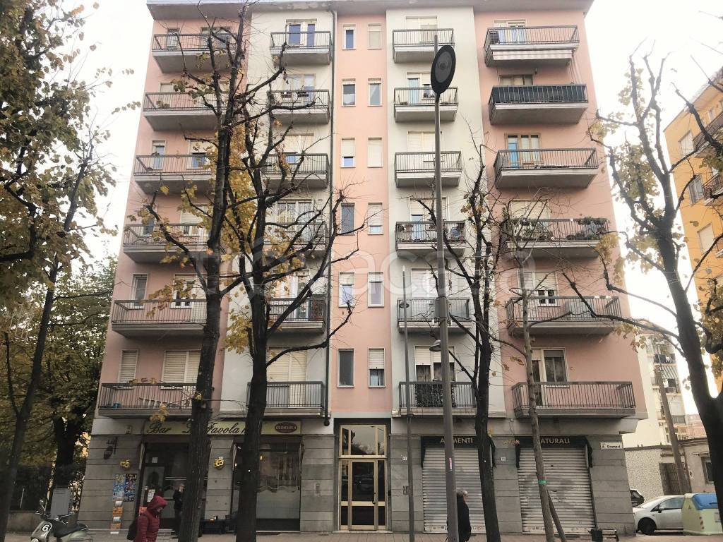 Appartamento in vendita a Grugliasco viale Antonio Gramsci, 112