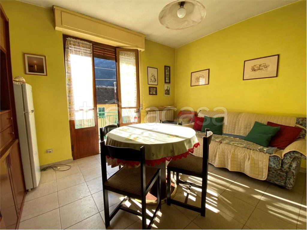 Casa Indipendente in vendita a Borgomezzavalle via Seppiana