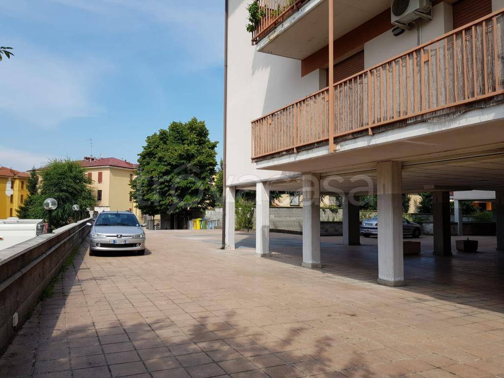 Garage in vendita a Cremona via Architetti Dattero -Cremona-