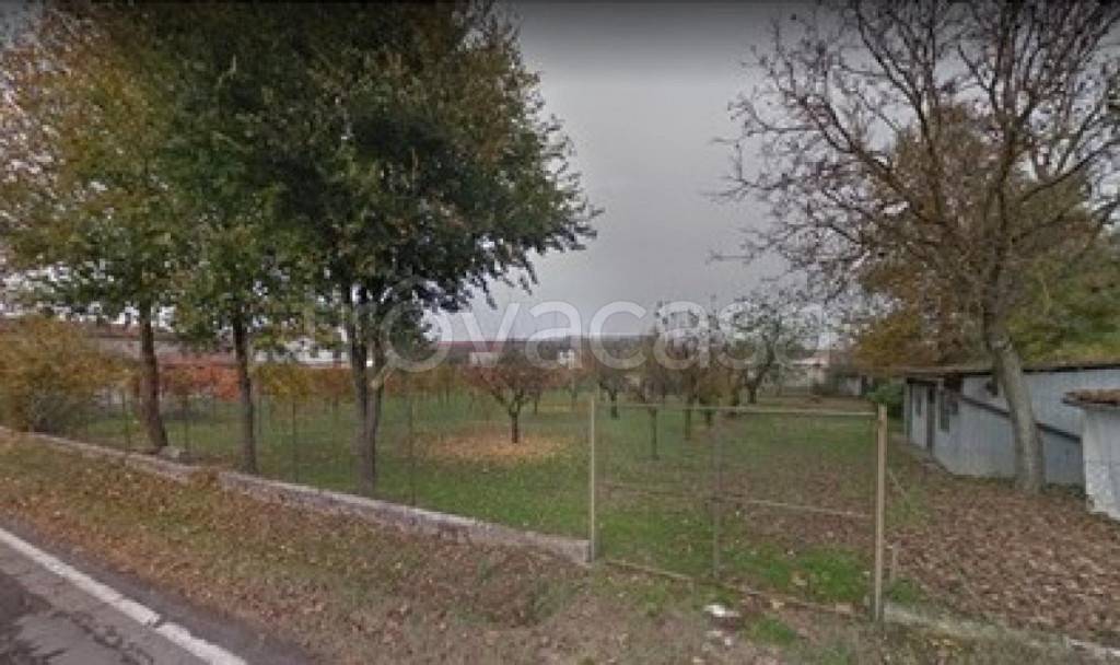 Terreno Residenziale in vendita a Sospiro sospiro (cr) via caseletto