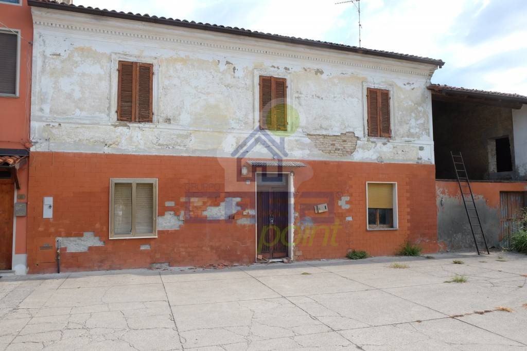 Casa Indipendente in vendita a Motta Baluffi via Argine Cremona 9