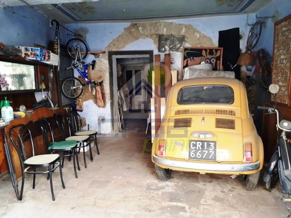 Garage in vendita a Cremona cremona (cr) Via Della Torre n°13