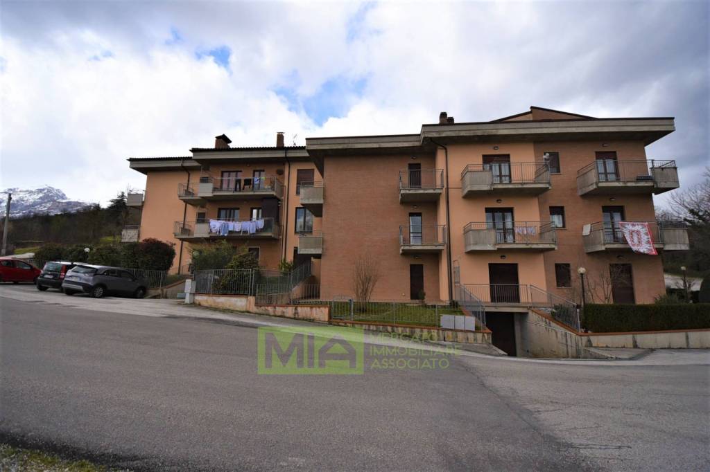 Appartamento in vendita a Sarnano contrada Romani, 424