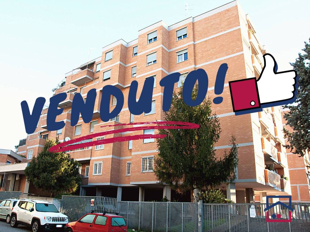 Appartamento in vendita a Roma via Gasparino Caputo