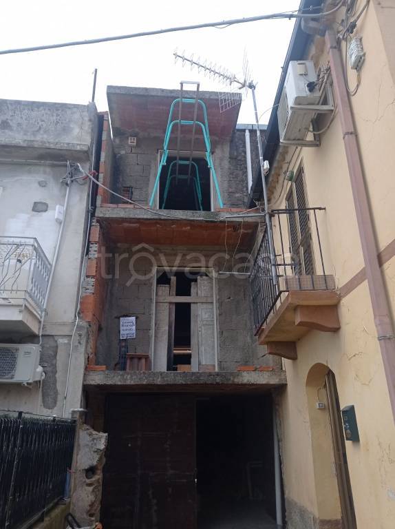 Appartamento in vendita a Messina via Libertà in San Filippo Inferiore