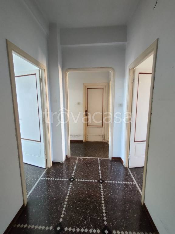 Appartamento in vendita a Genova via Coronata, 112