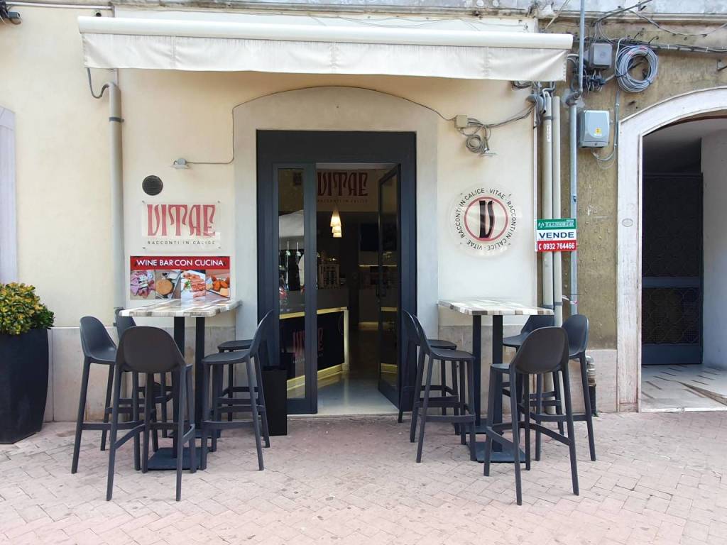 Enoteca/Wine Bar in vendita a Modica corso Umberto I, 8