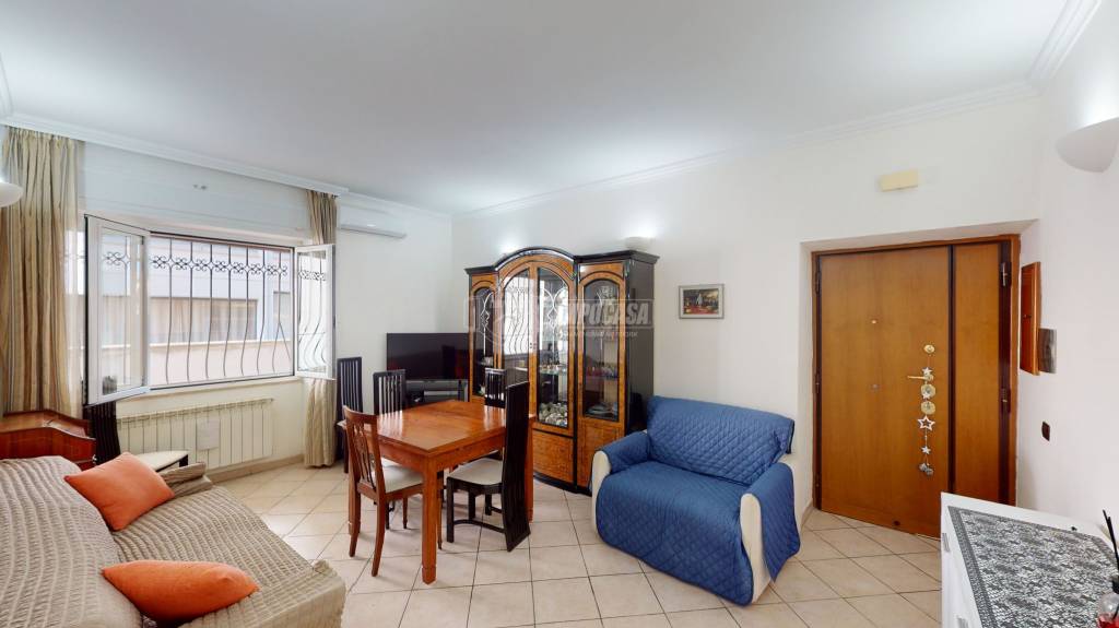Appartamento in vendita a Ladispoli via Amalfi