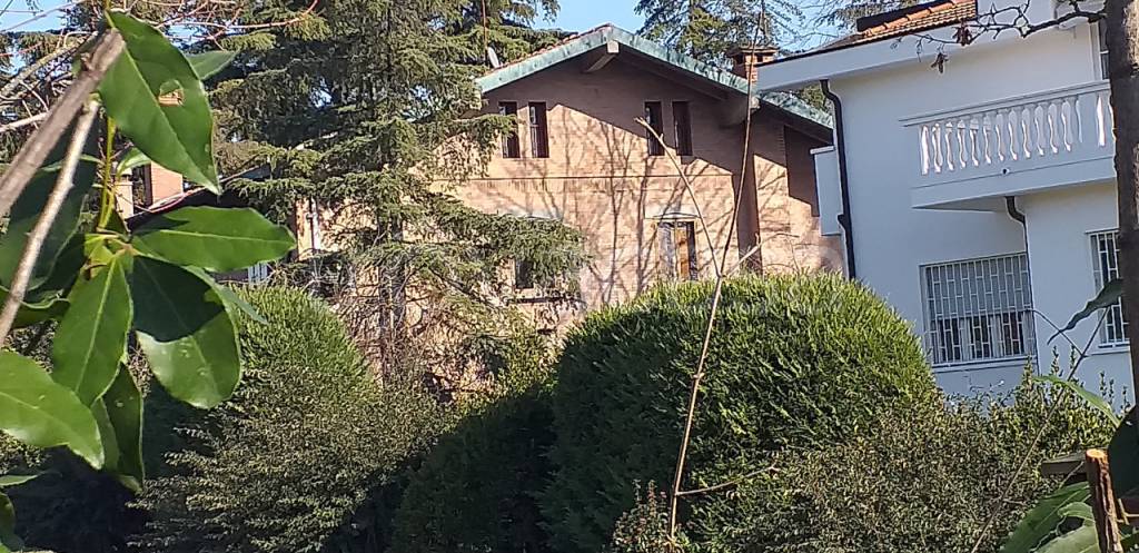 Villa Bifamiliare in vendita a Bologna