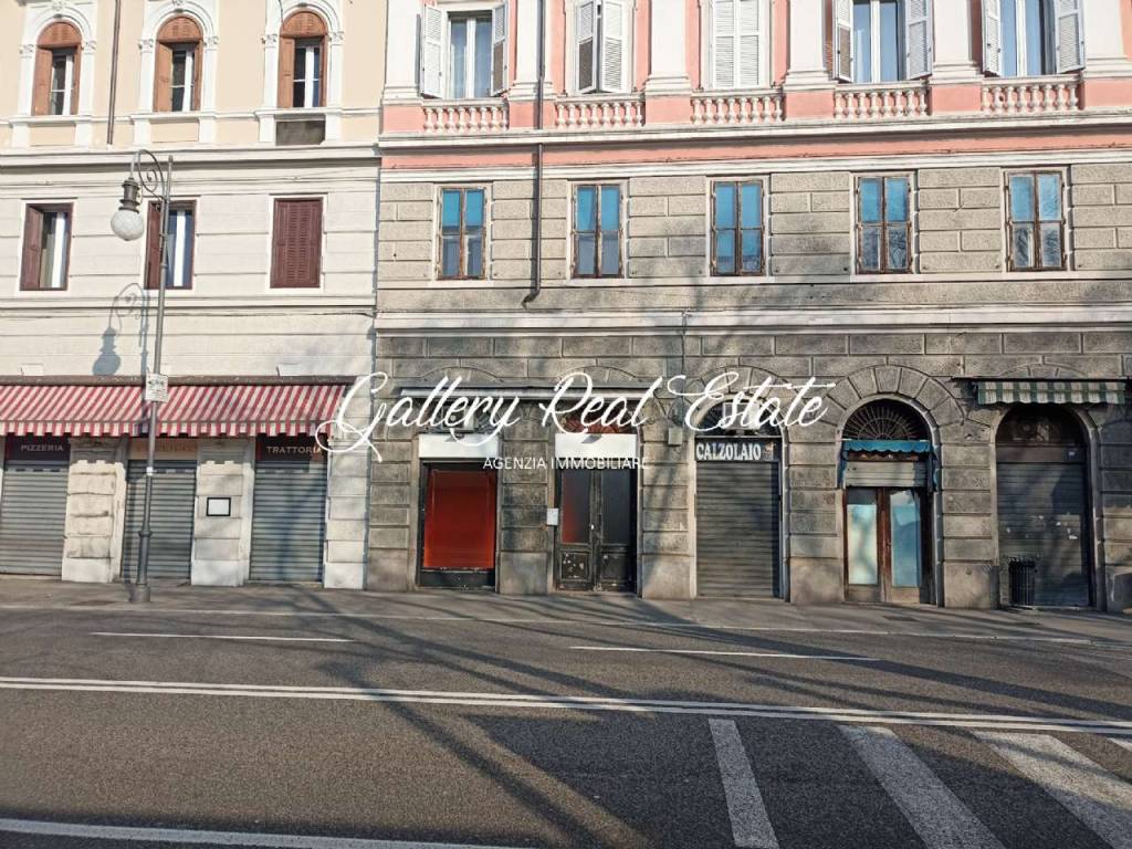 Negozio in vendita a Trieste viale Miramare