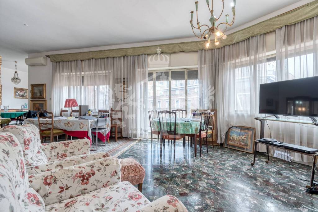 Appartamento in vendita a Bologna via Guglielmo Marconi, 4