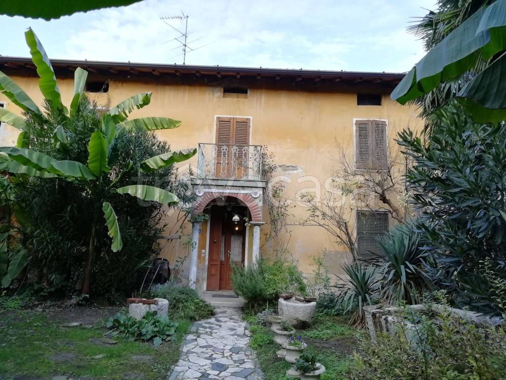 Villa in in vendita da privato a Pralboino via Emilio Zasio, 3