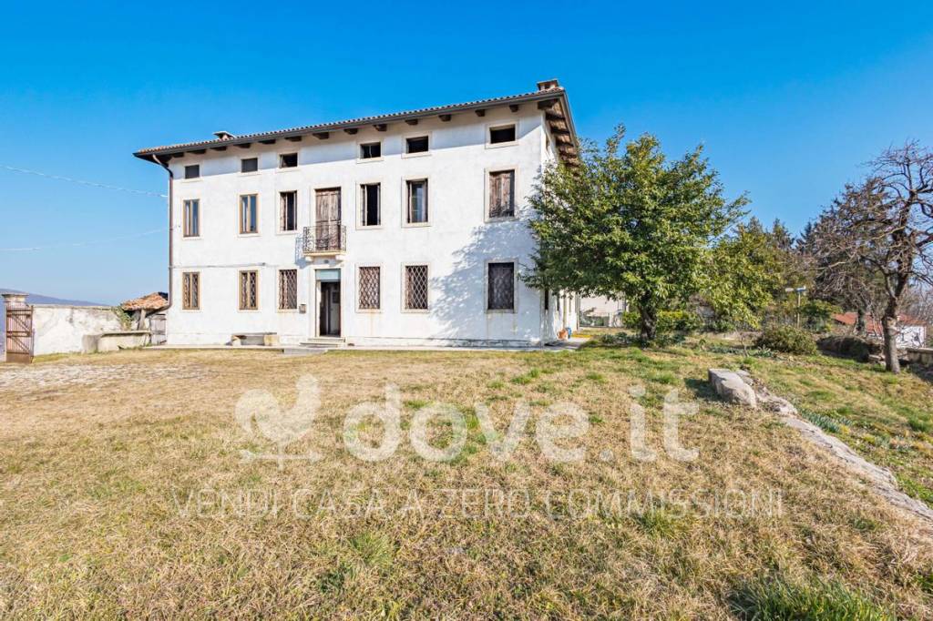 Villa in vendita a Brogliano via Terrarossa, 13