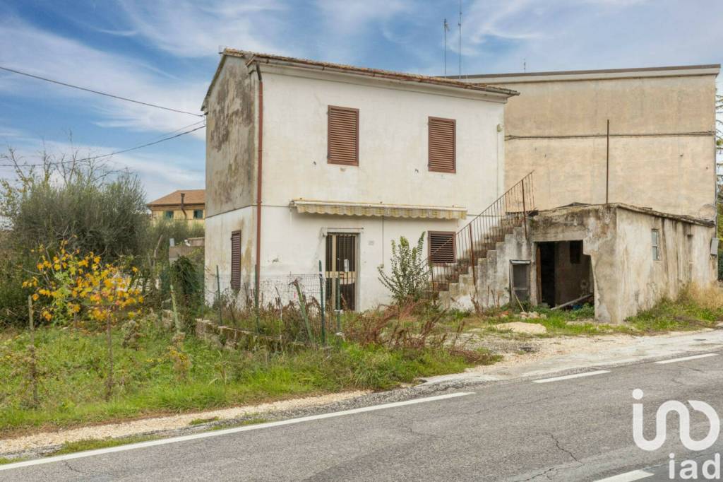 Casa Indipendente in vendita a Filottrano via Ponte Musone, 40