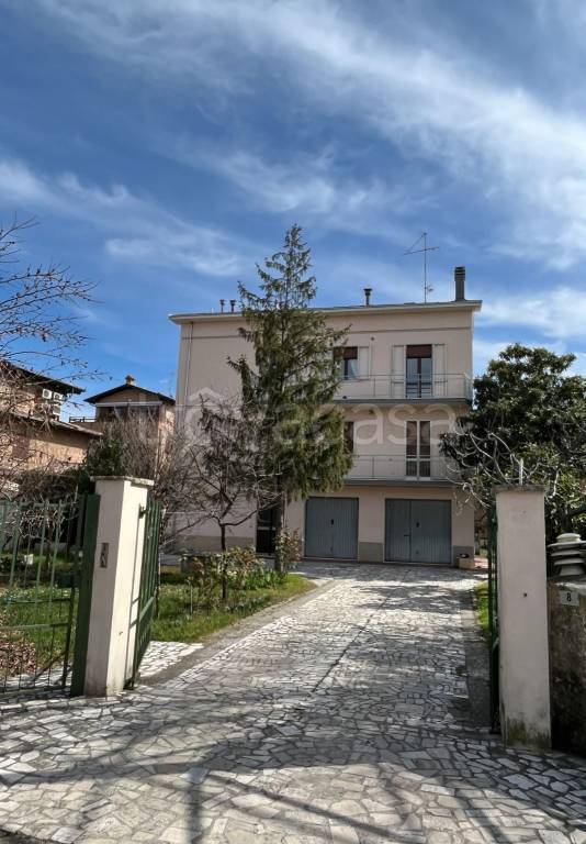 Casa Indipendente in vendita a Sassuolo viale Gabriella degli Esposti, 8