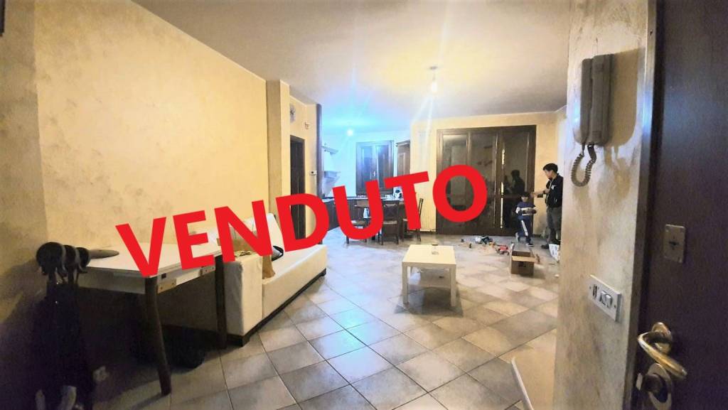 Appartamento in vendita a Pozzo d'Adda via Aldo Moro