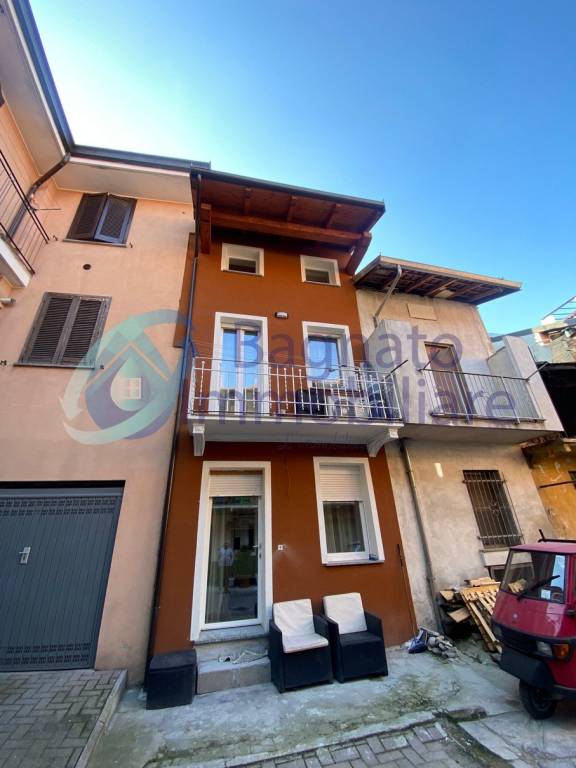 Appartamento in vendita a Galliate via San Giuseppe Maria Gambaro, 71