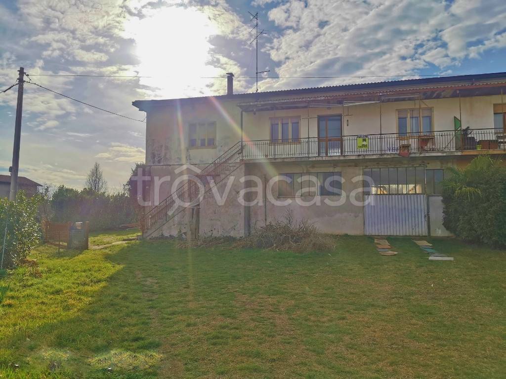 Villa Bifamiliare in vendita a Sacile via Antonio Peruch, 51