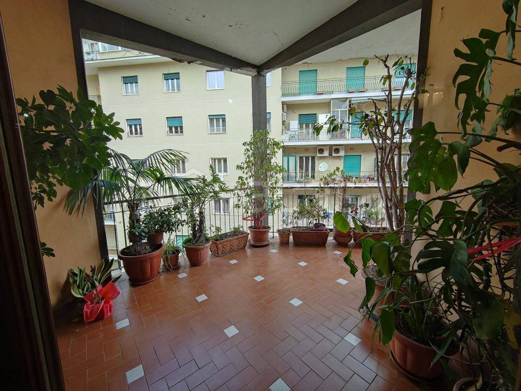 Appartamento in in vendita da privato a Napoli via Francesco Giordani