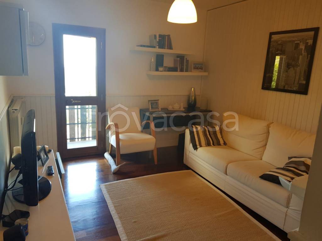 Appartamento in in vendita da privato a Ventasso via Belfiore, 25