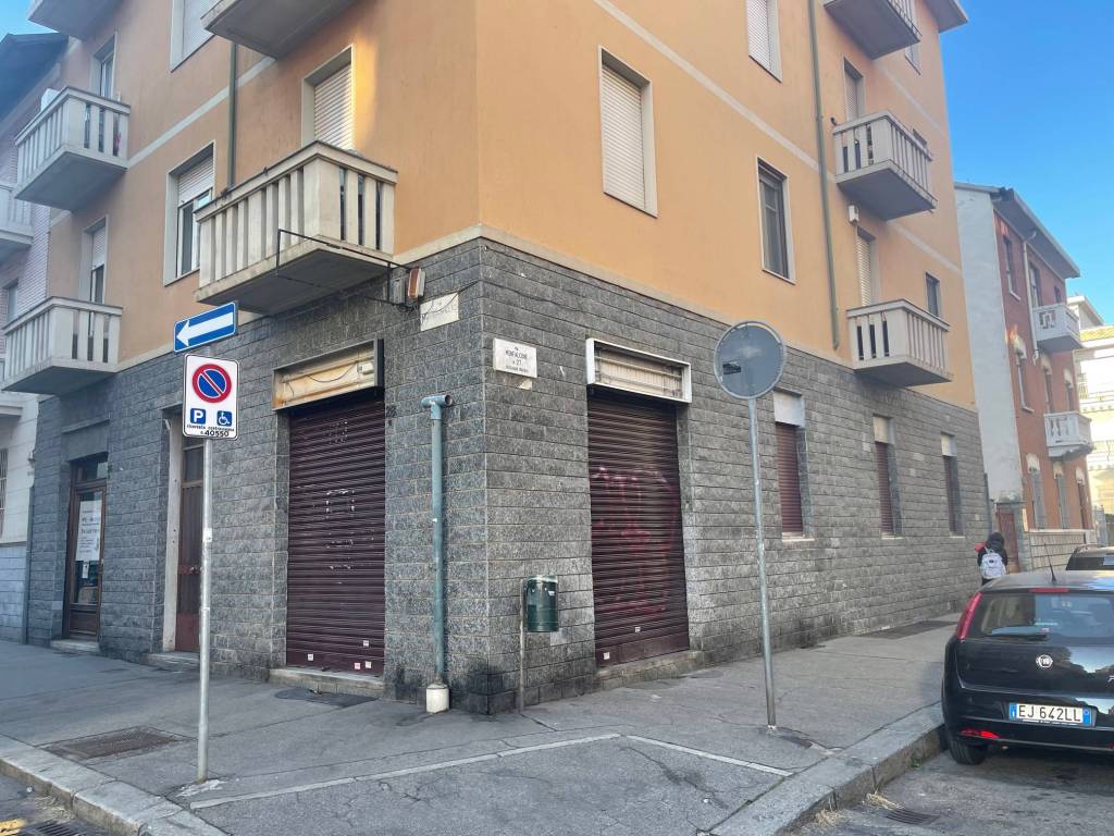 Appartamento in vendita a Torino via Mombasiglio, 28