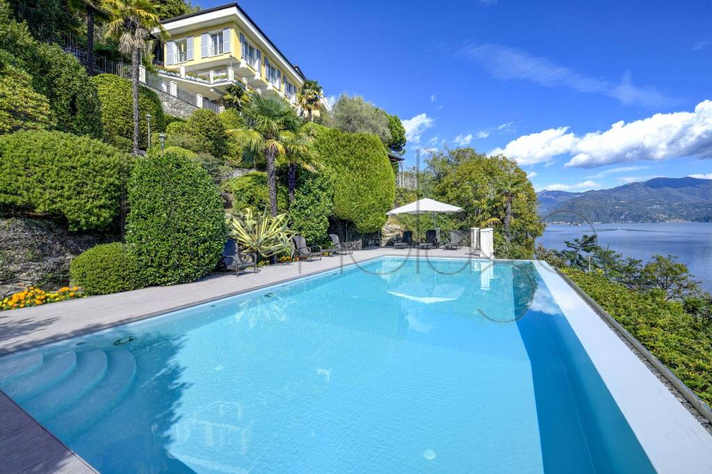 Villa in vendita a Cannero Riviera via Ludovico Sacchetti, 78