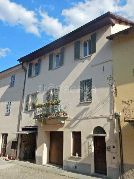 Appartamento in vendita a Cortemilia via Dante Alighieri, 83