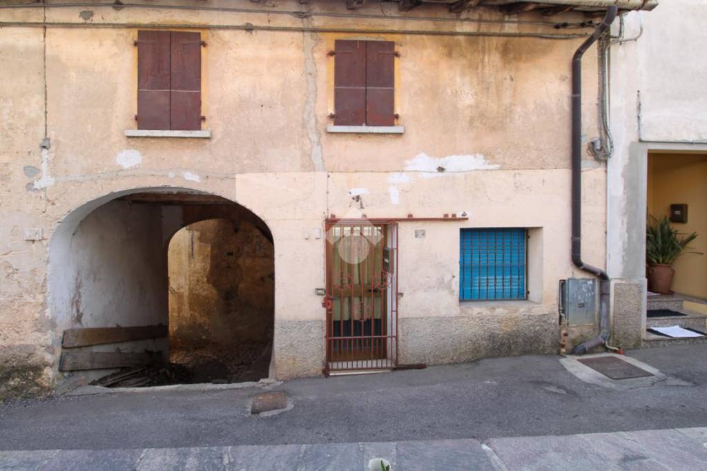 Casa Indipendente in vendita a Serle via Gazzolo