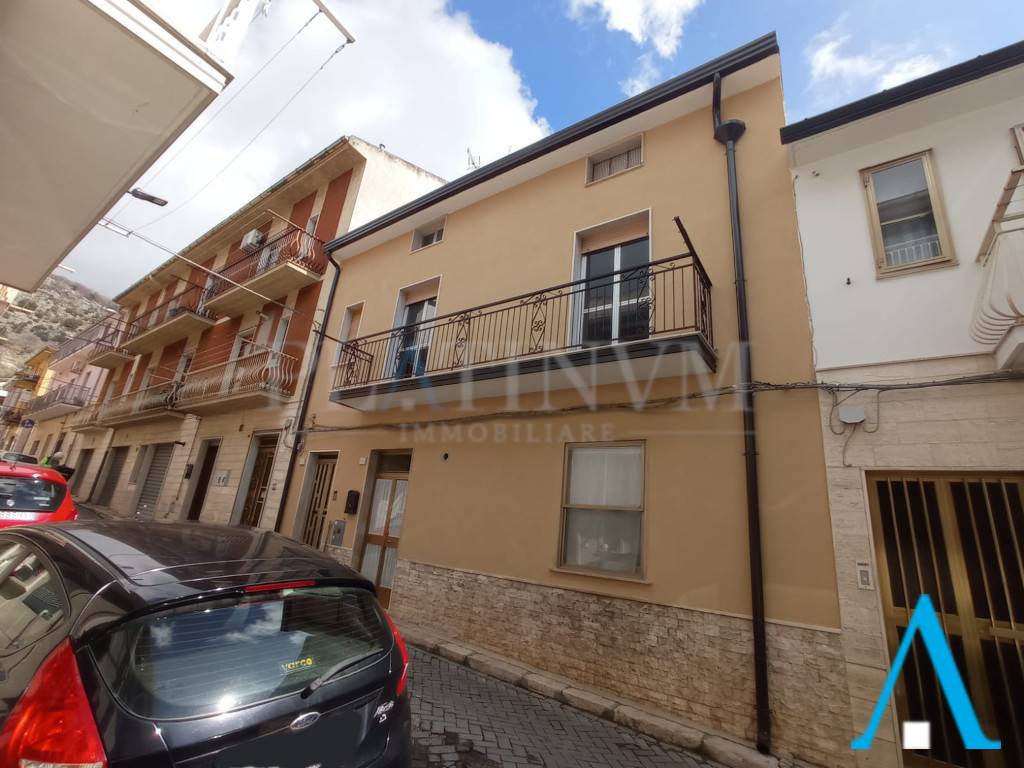 Appartamento in vendita a San Giovanni Rotondo via della Repubblica, 24
