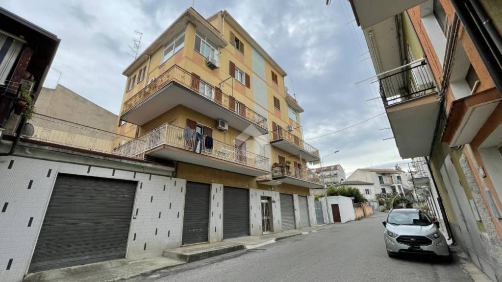 Appartamento in vendita a Corigliano-Rossano via Piave, 4